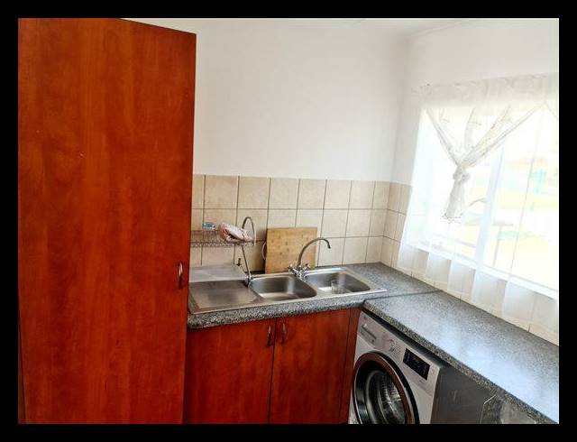 1 BEDROOM TOWNHOUSE FOR SALE IN TERENURE